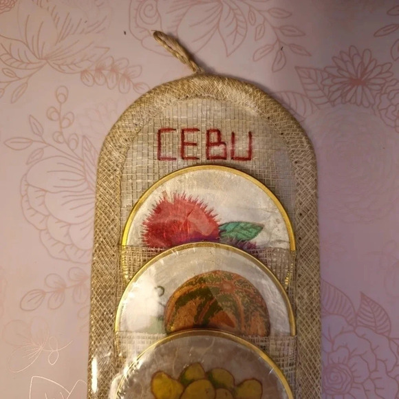 Mother of pearl coasters - Picture 2 of 7